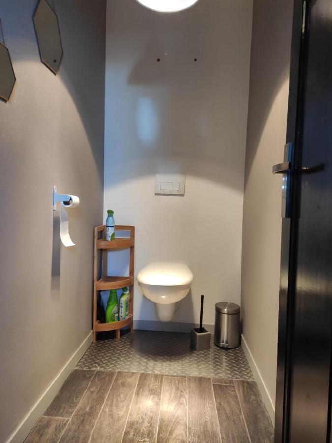 Appartement Cosy Centre-Ville Wifi Parking Charleville-Mézières المظهر الخارجي الصورة